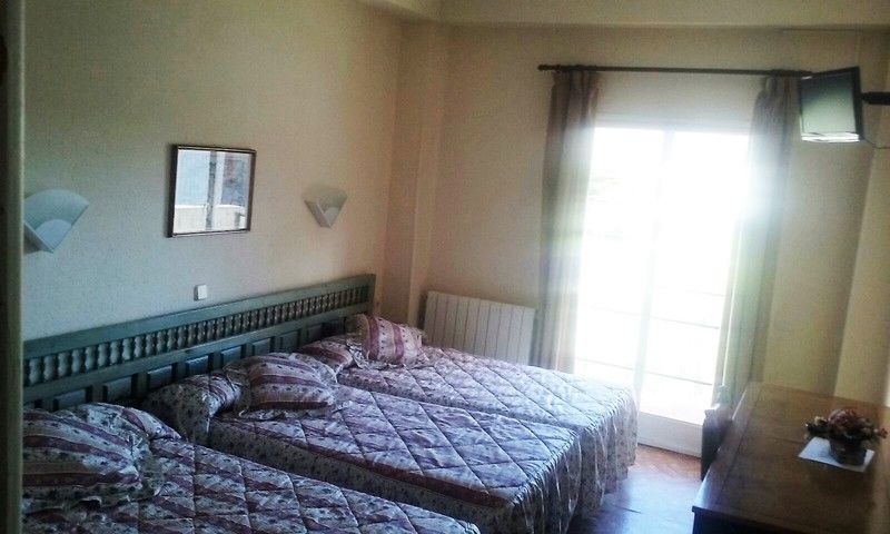 Hotel Montes Blancos 仕格莱 外观 照片