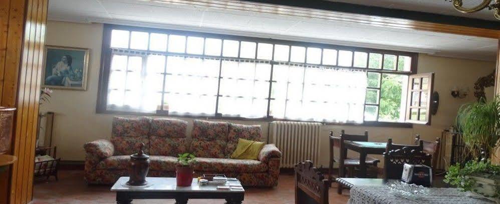 Hotel Montes Blancos 仕格莱 外观 照片