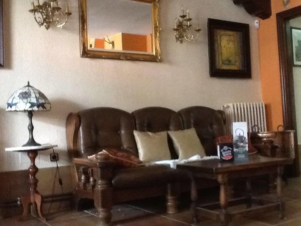 Hotel Montes Blancos 仕格莱 外观 照片