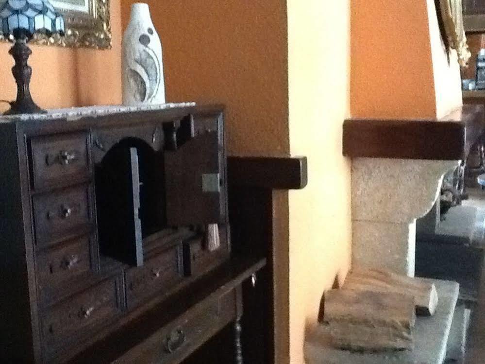 Hotel Montes Blancos 仕格莱 外观 照片